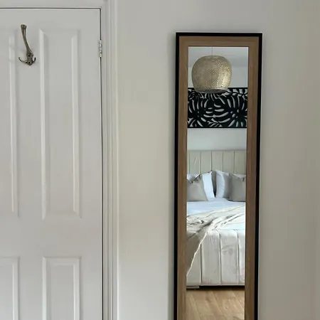 No6 Overnight Stays Free Onsite Parking Hindlip Exterior foto